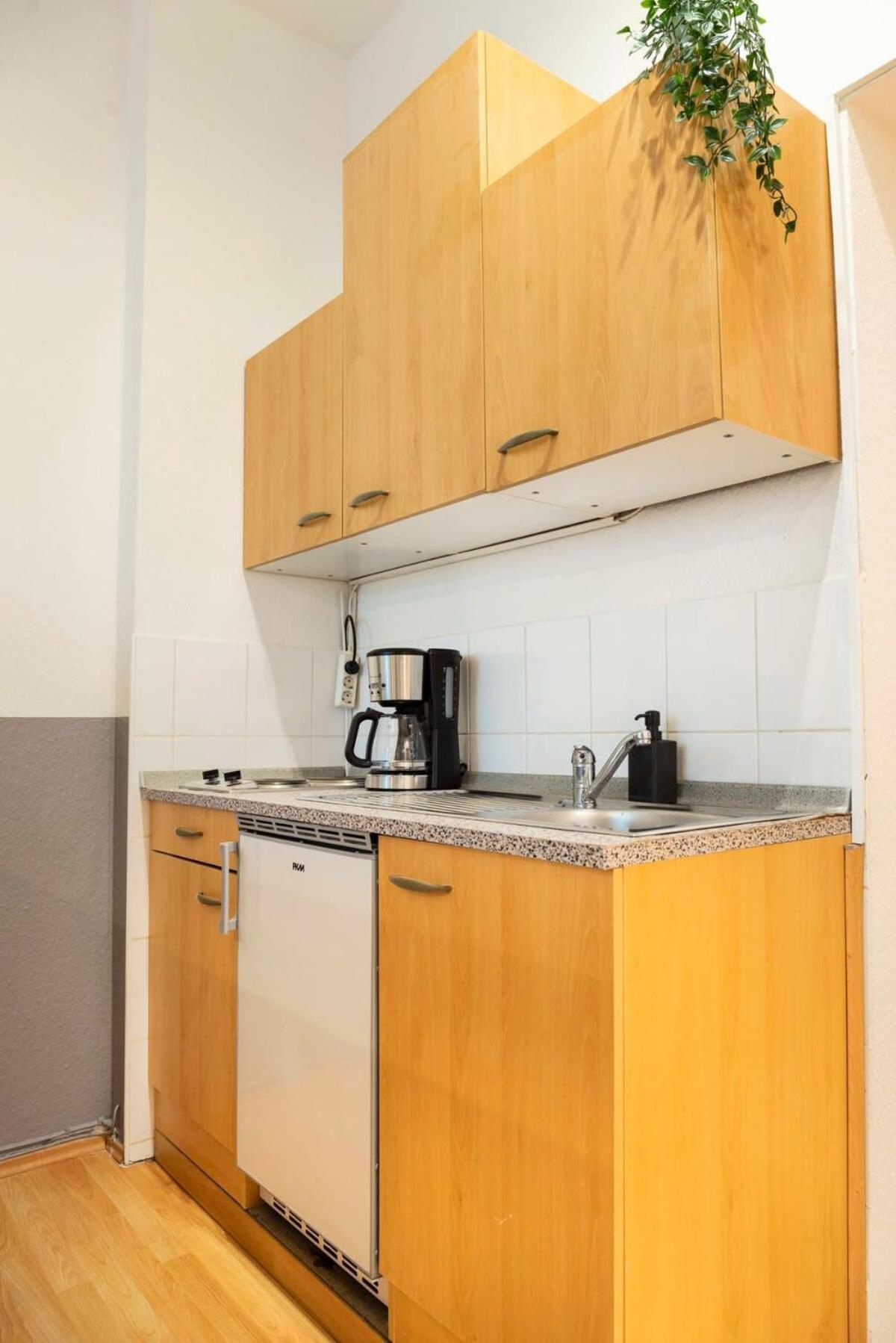 Cozy 2 Room Apartment Next To Hermannstrasse Berlin Extérieur photo